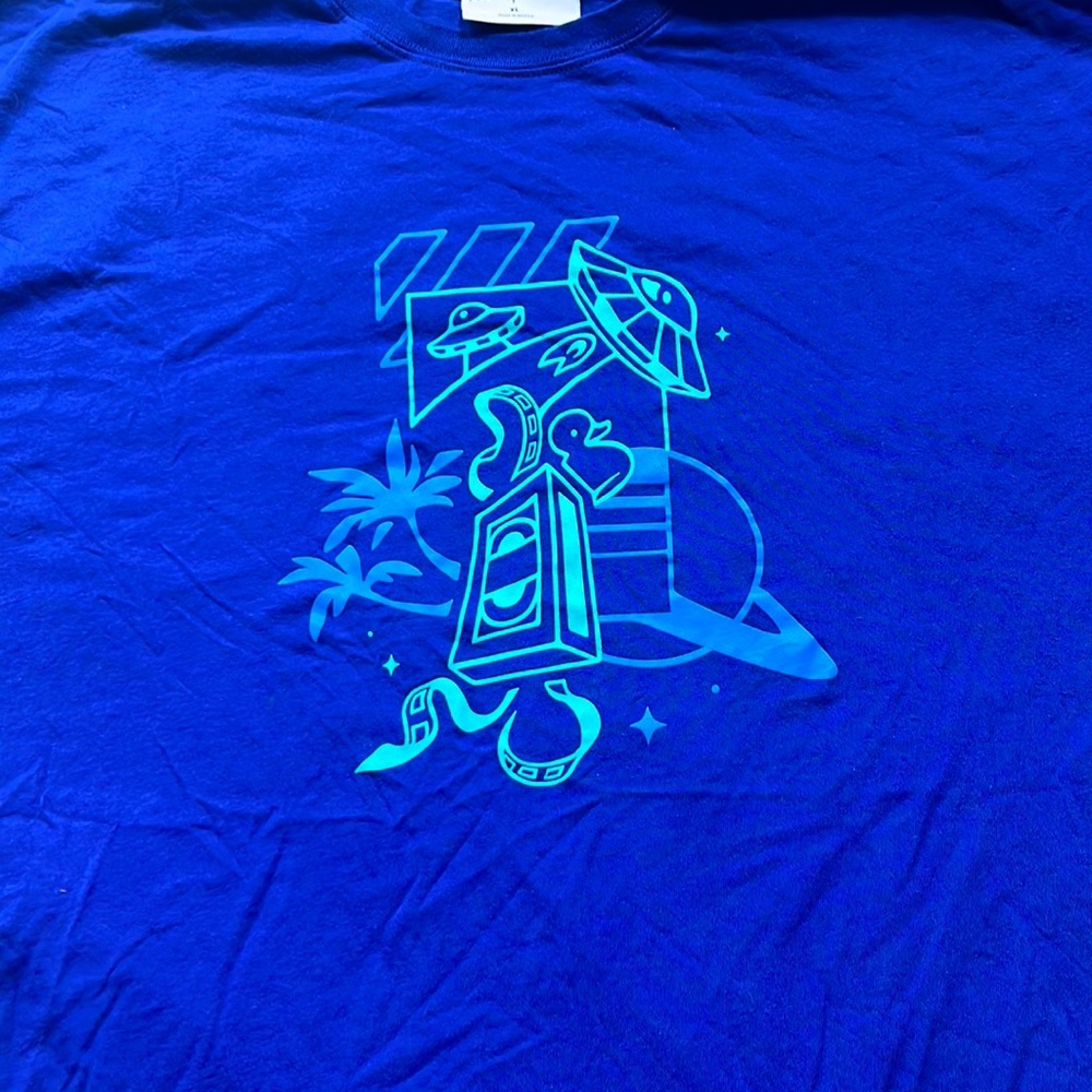 Quackity (mcyt) neon blue duck tee